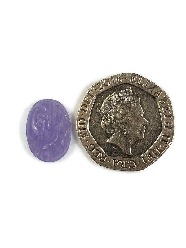 Carved Purple Jade 5 carats