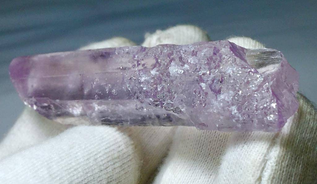 34.7 Gram kunzite Crystal