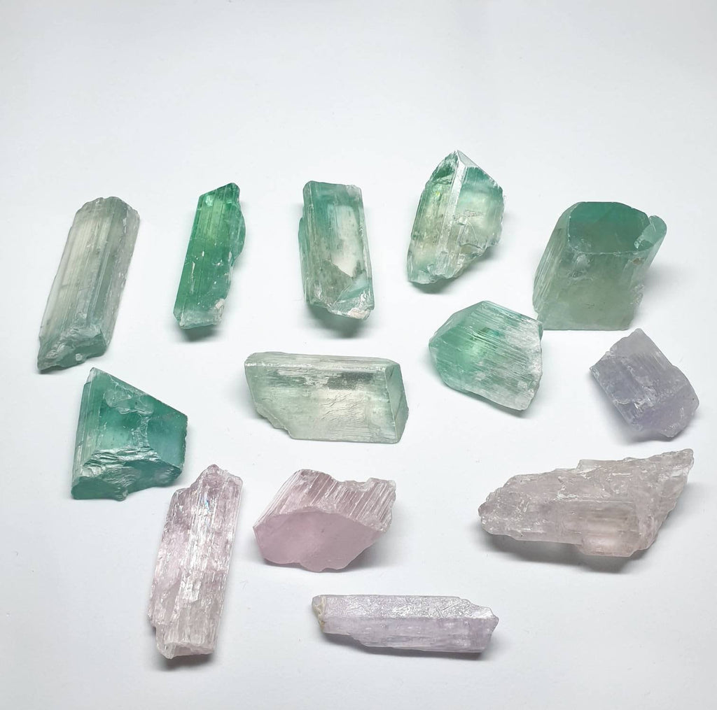 200 grams Kunzite crystals